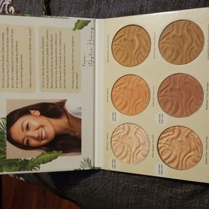 Butter bronzer palette